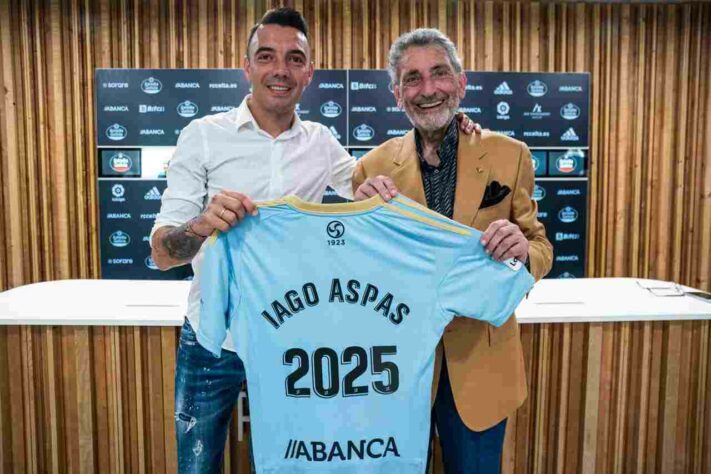 FECHADO - Iago Aspas renovou com o Celta de Vigo. O atacante espanhol estendeu o contrato até o ano de 2025.