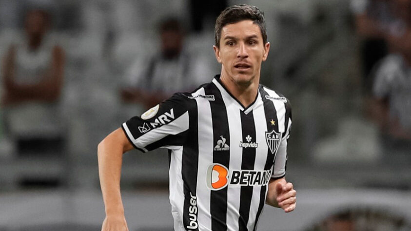 ESFRIOU - O River Plate tem interesse em repatriar o meia Nacho Fernández, porém a chegada de Eduardo Coudet ao Atlético-MG pode atrapalhar os planos do clube argentino. Isso porque o novo técnico do Galo sempre teve o desejo de contar com o atleta em suas equipes.