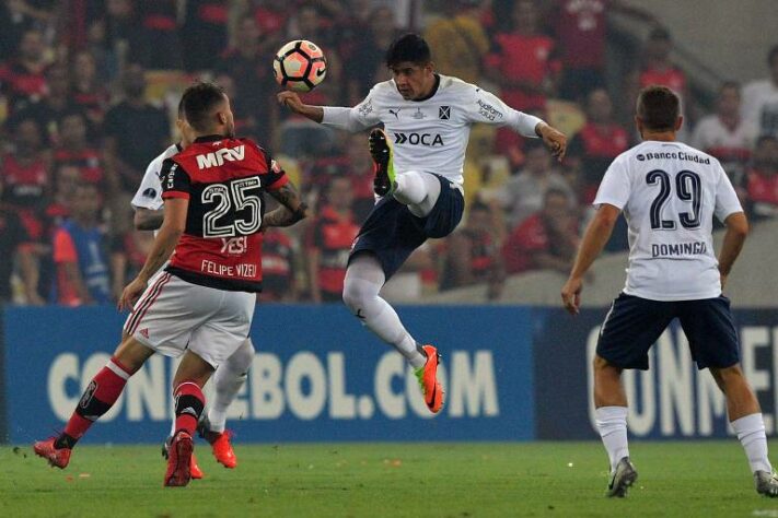 Flamengo 1 x 1 Independiente-ARG: final da Copa Sul-Americana 2017 - No Maracanã lotado, o Flamengo lutou pela reação contra o Independiente, que havia vencido o primeiro duelo por 2 a 1. Todavia, os argentinos seguraram o placar no jogo da volta e resistiram no empate em 1 a 1, garantindo o título continental.