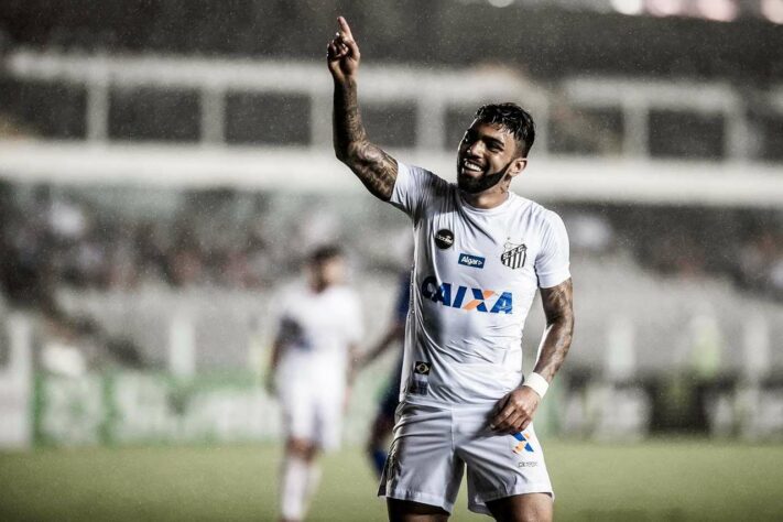 14º - Gabigol - Santos - atacante: estreou em 2013 com 16 anos e 8 meses