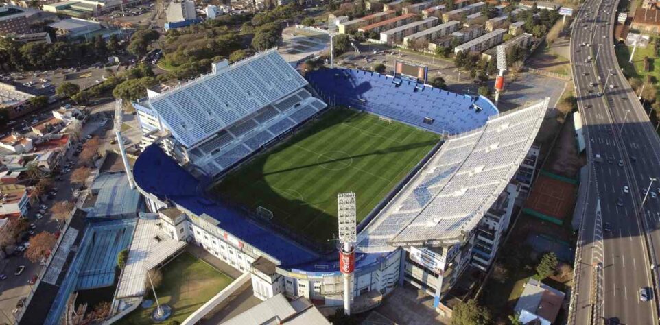 Nas quartas de final, houve conflito entre torcedores do Vélez e Talleres, o que causou a interdição do setor. Todos ingressos para a torcida do Vélez foram vendidos, mas o clube não informou a carga.