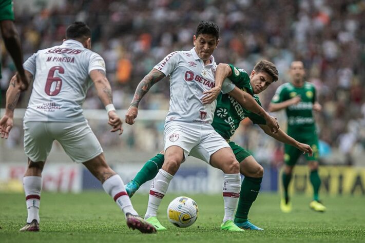 O Fluminense só precisou de um gol no minuto inicial para bater o Cuiabá por 1 a 0 e fez uma partida segura e tranquila, variando o ritmo de seu jogo e não correu muitos riscos. Ganso e Cano se destacaram na partida. Veja a seguir as notas dos jogadores tricolores (por Luan Fontes).