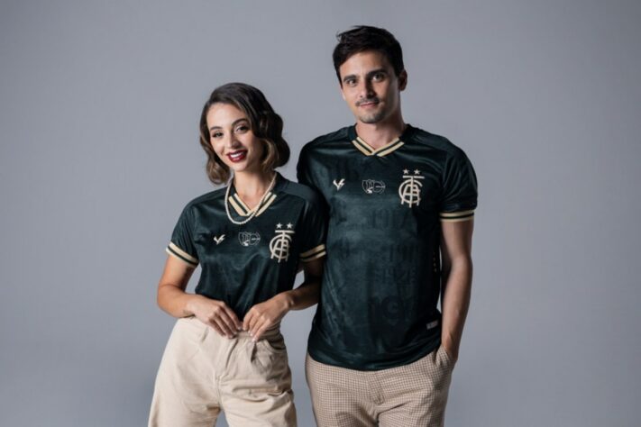 AMÉRICA-MG - A terceira camisa foi lançada nesta temporada em homenagem aos 110 anos de história do clube.