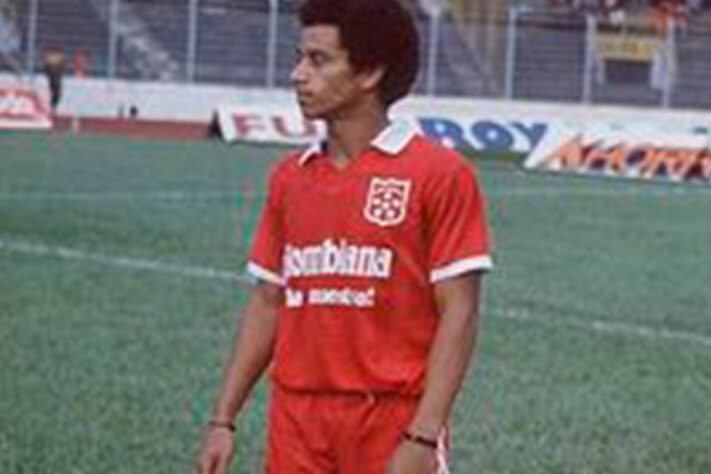 6º lugar - Anthony de Ávila - 29 gols: Maior artilheiro da história do América de Cali, o colombiano brilhou entre os anos 80 e 90. Também nunca conquistou a Libertadores.