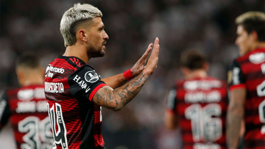 4º - Arrascaeta (28 anos) - posição: meio-atacante - Clube: Flamengo - Valor de mercado: 19 milhões de euros (R$ 105,2 milhões)