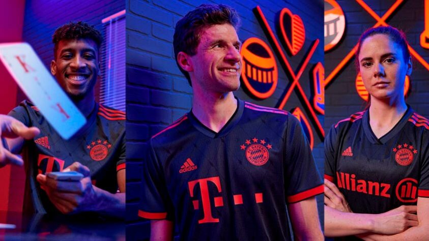 BAYERN DE MUNIQUE - A nova terceira camisa do Bayern de Munique é predominante preta e apresenta no corpo um padrão gráfico baseado no tradicional jogo de cartas de Munique, o Schafkopf, com os naipes.