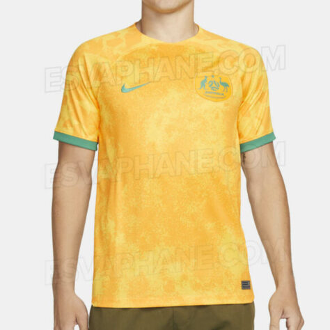 4º lugar - AUSTRÁLIA (produzido pela Nike) - Nota 7/ De acordo com o veículo, à primeira vista, a camisa pode parecer regular, mas a ideia dos detalhes é remeter ao ecossistema da Austrália. 