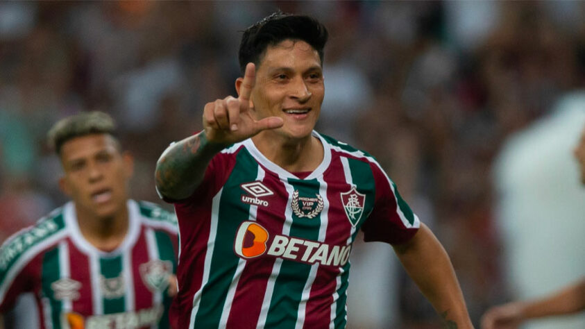 4º lugar: FLUMINENSE (38 pontos) - 22 jogos - Título: 5,2% / Libertadores: 82.9% / Sul-Americana: 16.6% / Rebaixamento: 0.011%