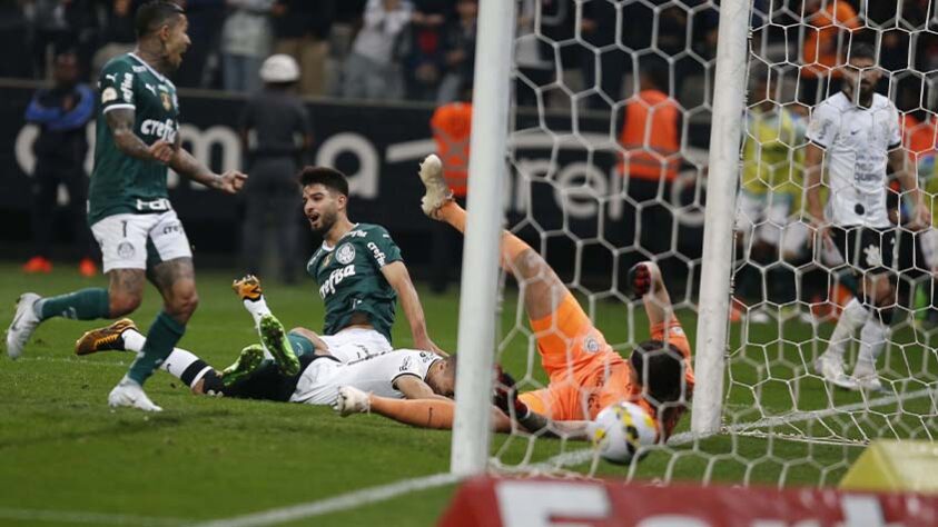 13/8/2022 - Corinthians 0 x 1 Palmeiras - Neo Química Arena - Brasileirão-2022 - Gol: Roni (contra)