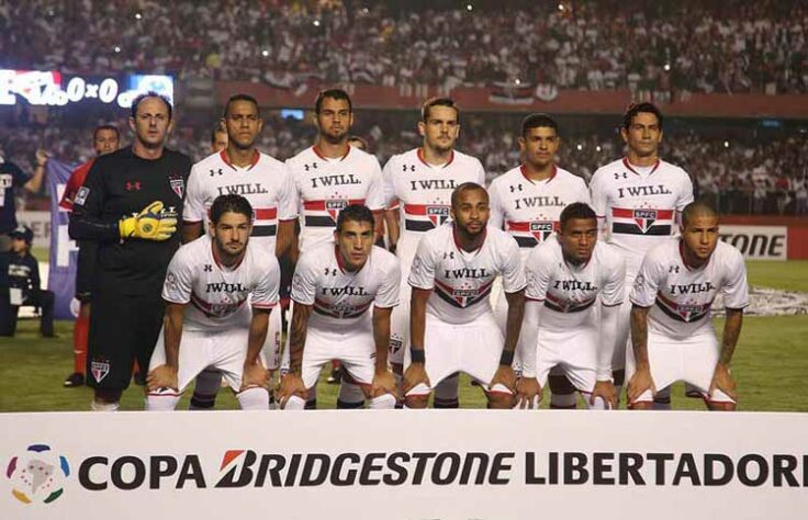 Em 2015, o Tricolor novamente eliminou o Vasco nas quartas. E mais uma vez, a semifinal da Copa do Brasil foi resolvida em um clássico.