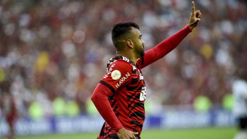 Antes do segundo jogo da Copa do Brasil, o Flamengo goleou o Athletico-PR por 5 a 0 com o time "B". O Rubro-Negro fez uma partida propositiva, envolvente e sequer deu chances para o Furacão no duelo pelo Brasileirão. Confira as notas das atuações (por Matheus Guimarães)