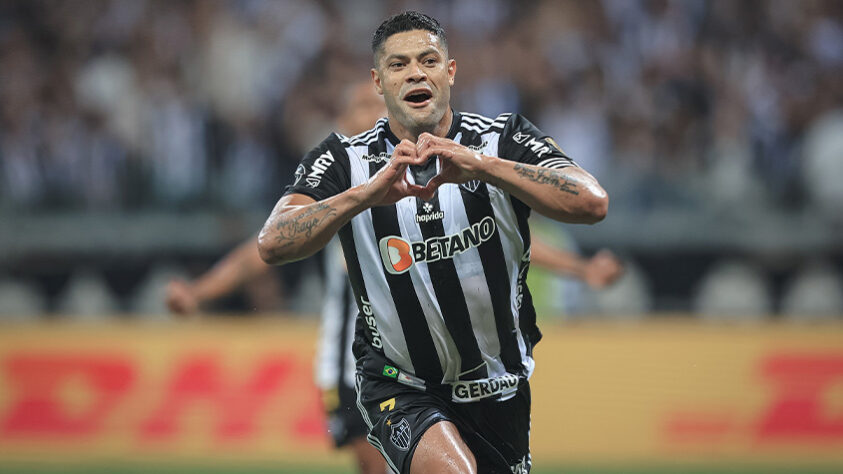 HULK - Atlético-MG (C$ 18,59) Referência do Galo, é a maior esperança de sua equipe para vencer um Coritiba que briga para não cair. Finalizador constante e cobrador de pênalti, é o primeiro jogador que vem na mente do cartoleiro quando o Galo é favorito!