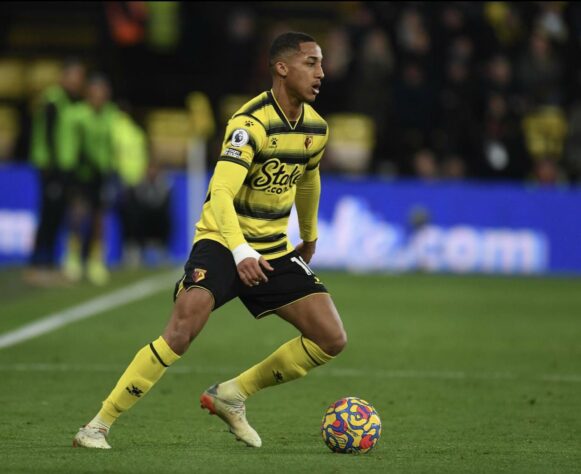 João Pedro - atacante - Watford - 21 anos - Formado pelo Fluminense, o atacante já é xodó do seu clube na Inglaterra. Sua performance já atraiu sondagens de Newcastle e Everton.