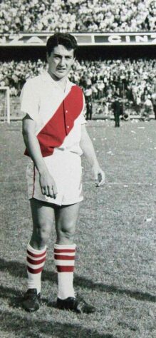 8º Lugar: Juan Sarnari (Argentina): 29 gols em 63 jogos disputados. Clubes que o jogador defendeu: River Plate (ARG), Huracán (ARG), Universidad Católica (CHI), Universidad de Chile (CHI), Independiente Medellín (COL) e Independiente Santa Fé (COL).