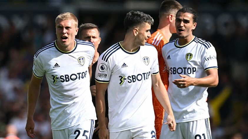 9º lugar: LEEDS UNITED - 105,64 milhões de euros (R$ 539,4 milhões) - Jogadores contratados: Brenden Aaronson, Luis Sinisterra, Tyler Adams, Rasmus Kristensen, Marc Roca, Darko Gyabi e Joel Robles