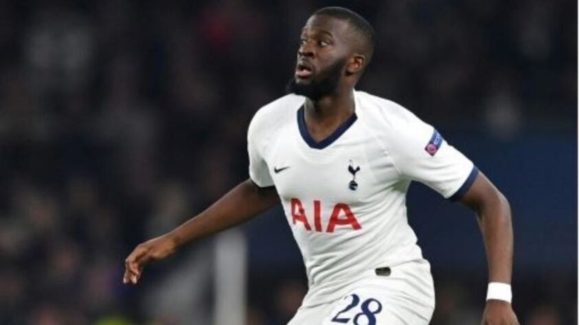 ESQUENTOU - Segundo a Sky Sports, o Galatasaray, da Turquia, e o Olympique de Marselha, da França, estão interessados em Tanguy Ndombele.