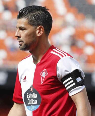 Nolito - Espanha - Posição: Atacante - Idade: 35 anos - Último time: Celta de Vigo - Sem clube desde 01/07/2022 - Valor de mercado: 1,2 milhão de euros (R$ 6 milhões)