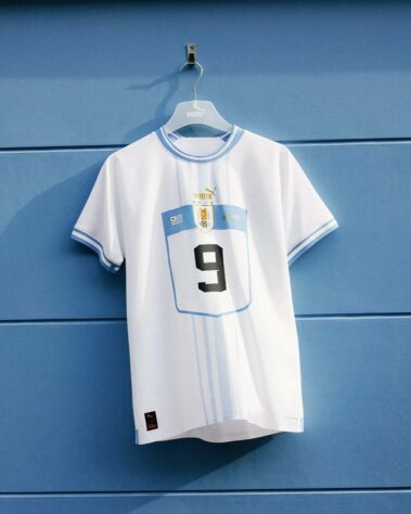 Uruguai (grupo H): camisa 2 / fornecedora: Puma