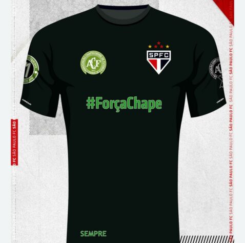 11/12/2016: A camisa foi lançada como uma homenagem para as vítimas do acidente aéreo que envolveu a delegação da Chapecoense em 2016. O São Paulo foi a campo com ela na vitória por 5 a 0 contra o Santa Cruz.