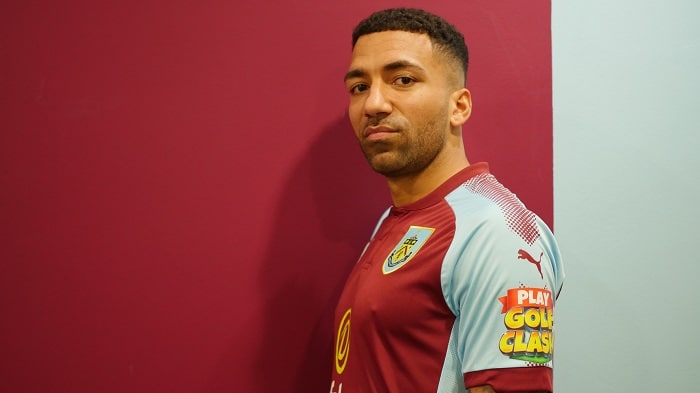 Aaron Lennon - Inglaterra - Posição: Meia-atacante - Idade: 35 anos - Último time: Burnley - Sem clube desde 01/07/2022 - Valor de mercado: 1 milhão de euros (R$ 5 milhões)