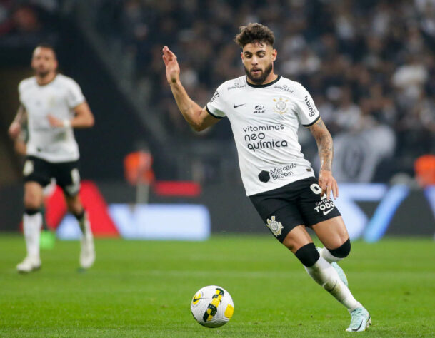 ESQUENTOU - A classificação do Corinthians para a semifinal da Conmebol Sul-Americana reforçou a posição da direção corintiana de não negociar o atacante Yuri Alberto. O West Ham, da Inglaterra, ainda não desistiu de contar com o atleta, mas tem pressa, já que a janela de transferências do futebol inglês termina nesta sexta-feira (1º).