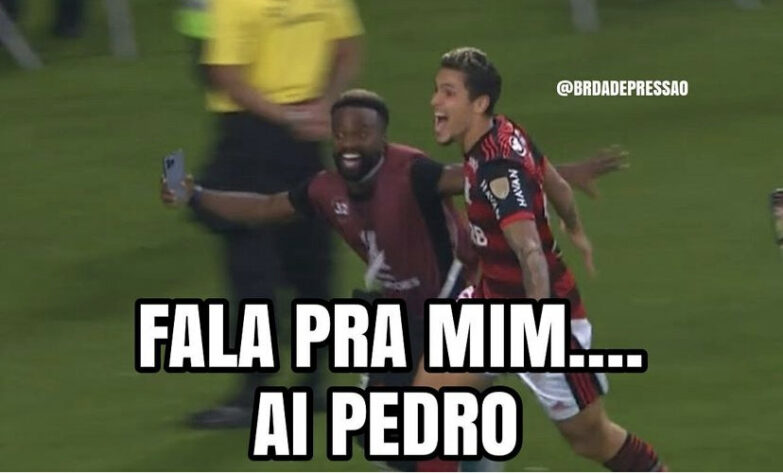 Web faz memes com vitória do Flamengo e eliminação do Corinthians da Libertadores.