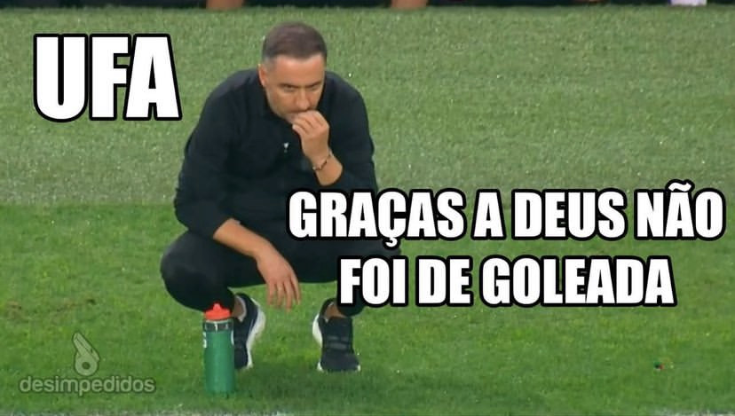 Web faz memes com vitória do Flamengo e eliminação do Corinthians da Libertadores.