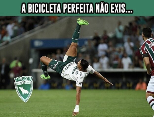 Golaço de bicicleta de Rony no empate entre Palmeiras e Fluminense rendeu memes na web.