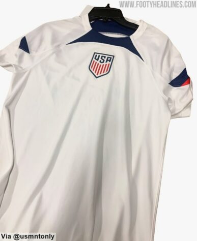 5º lugar - ESTADOS UNIDOS (produzido pela Nike) - Nota 6/  O veículo valoriza as semelhanças do uniforme com as oficiais de 2002. Entretanto, diz que ficou pouco original. 