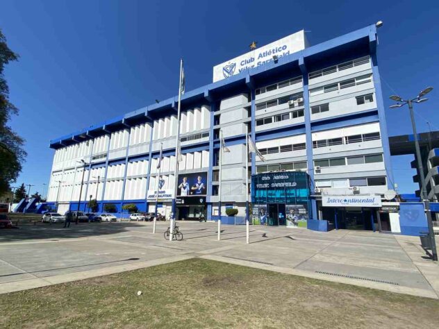 Estádio José Almafitani: a casa do Vélez Sarsfield será o palco da partida desta quarta-feira, contra o Flamengo, que abre a semifinal da Libertadores. O LANCE! esteve no local e traz as informações para você, leitor, nesta galeria!