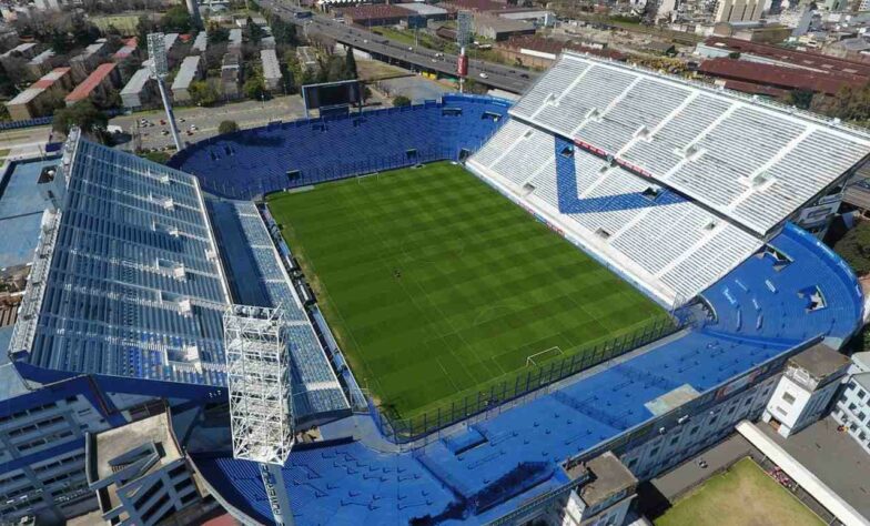 A casa do Vélez Sarsfield tem capacidade para 49 mil torcedores. Contudo, para o jogo contra o Flamengo, serão menos espectadores já que o setor Platea Sur Alta estará fechado devido à punição da Conembol.