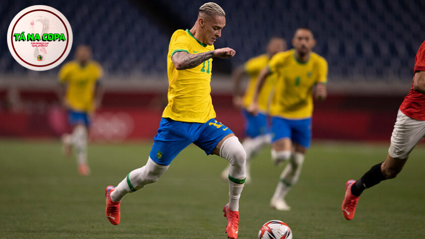 UM PÉ NA COPA - Antony (Manchester United) - Antony está sendo cotado como um dos atleta mais badalados do mundo por causa da sua transferência altíssima nesta última janela. Pela Seleção Brasileira, recebeu diversas convocações e tudo indica que a convocação para o Qatar será mais uma.