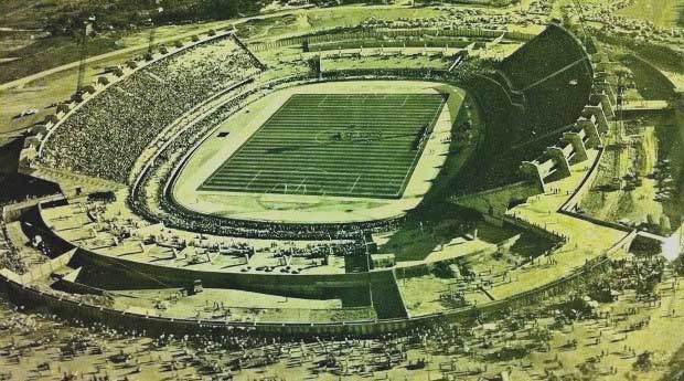 Castelão - Situado em Fortaleza, o estádio foi inaugurado em 1973 e utilizado amplamente pelas equipes do estado. Por causa da Copa do Mundo de 2014, o local teve que ser demolido e, posteriormente, foi reinaugurado em 2013.