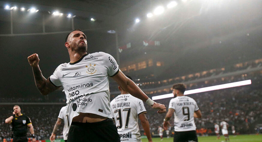 3º - Corinthians - 12 jogos com transmissão da Globo: Rodada 1 (Botafogo 1 x 3 Corinthians); Rodada 4 (Corinthians 1 x 0 Fortaleza); Rodada 7 (Corinthians 1 x 1 São Paulo); Rodada 12 (Athletico-PR 1 x 1 Corinthians); Rodada 13 (Corinthians 1 x 0 Goiás); Rodada 16 (Corinthians 1 x 0 Flamengo); Rodada 18 (Corinthians 3 x 1 Coritiba); Rodada 25 (Corinthians 2 x 2 Internacional); Rodada 26 (São Paulo 1 x 1 Corinthians) / Jogos ainda a acontecer: Rodada 32 (Goiás x Corinthians); Rodada 34 (Corinthians x Fluminense); Rodada 35 (Flamengo x Corinthians).