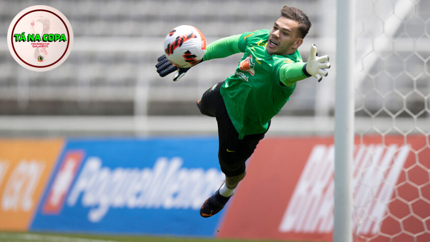 UM PÉ NA COPA - Ederson (Manchester City) - Mais utilizado como goleiro reserva, Ederson é predominante na lista do Tite. Sua convocação fica longe de ser uma dúvida.