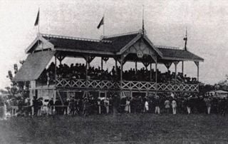 Estádio da Baixada - O local foi o primeiro estádio do Grêmio, sendo inaugurado em 1904. Em julho de 1909, o estádio sediou o primeiro Gre-Nal da história. Foi utilizado pelo Tricolor até 1954, quando foi inaugurado o Olímpico.