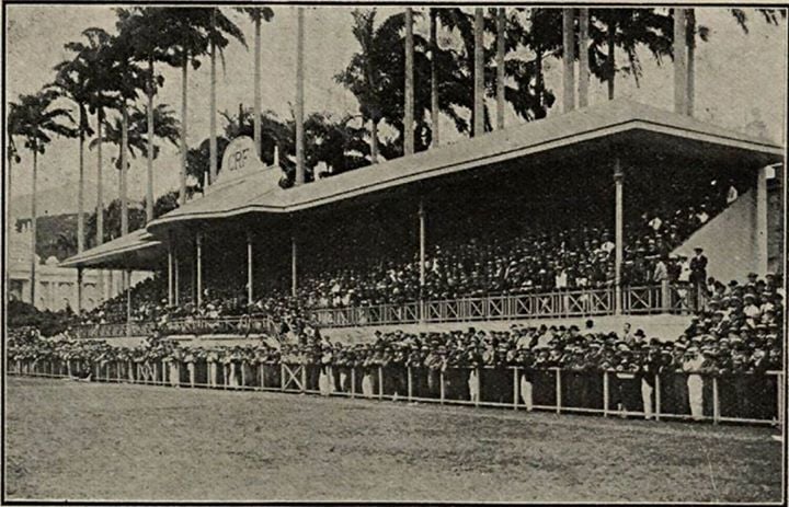 Estádio da Rua Paissandu - Foi o local usado pelo Flamengo para mandar seus primeiros jogos. O Rubro-Negro usou o campo entre 1915 e 1932. Ao todo, foram 172 jogos do Flamengo no local.