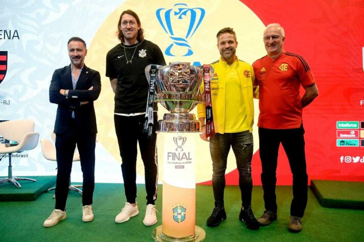 Nesta terça-feira, a CBF sorteou os mandos de campo da decisão da Copa do Brasil, entre Flamengo e Corinthians, e garantiu que o jogo de volta será realizado no Maracanã.