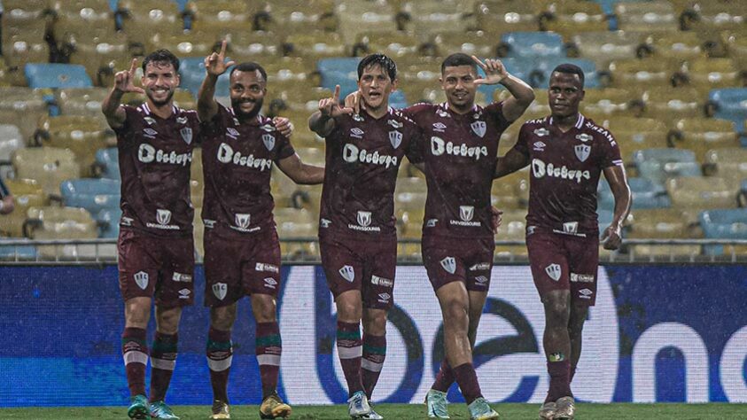 3º lugar: FLUMINENSE (51 pontos) - 29 jogos - Título: 0.50% / Libertadores: 99.86% / Sul-Americana: 0.14%