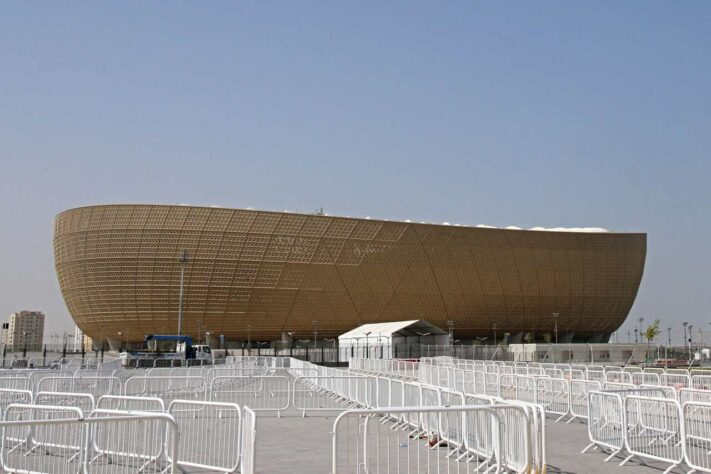 Após a Copa do Mundo, o estádio manterá a fachada e o formato, mas passará a ser um espaço comunitário, com comércios e outros estabelecimentos.