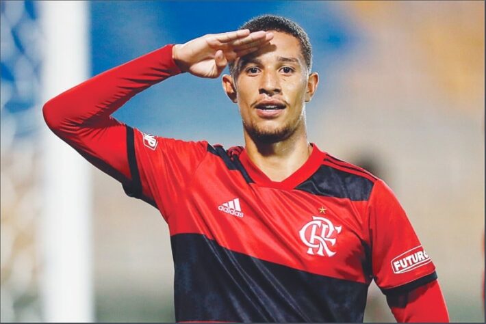 Em fevereiro de 2022, o jovem zagueiro Kayque Soares foi vendido ao Shabab Al-Ahli antes mesmo de estrear como profissional. A transferência rendeu R$ 1,6 milhão ao Flamengo. 