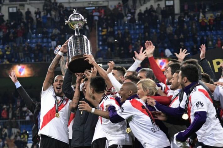 10º lugar (empate entre dois clubes) - River Plate (ARG): 12 títulos - 1 Mundial de Clubes, 4 Libertadores da América, 1 Sul-Americana, 1 Supercopa Libertadores e 3 Recopas Sul-Americanas, 1 Copa Interamericana e 1 Copa Suruga