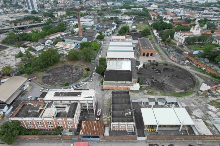 No detalhe, o terreno onde funcionava o antigo Gasômetro do Rio de Janeiro.