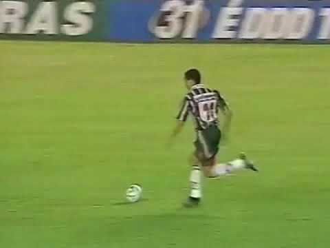 2001 - Agnaldo (21 gols).