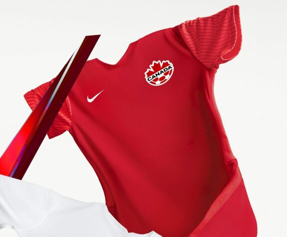 Canadá (grupo F): camisa 1 (lançada oficialmente) / fornecedora: Nike