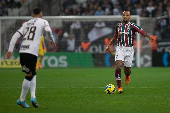 O Fluminense está eliminado da Copa do Brasil. Em atuação ruim coletiva, o Tricolor foi derrotado por 3 a 0 pelo Corinthians e dá adeus ao sonho do bicampeonato em 2022. Veja as notas a seguir! (Por Núcleo Fluminense - reporterflu@lancenet.com.br)