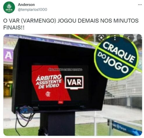 Torcedores ironizam decisão da arbitragem em gol de empate do Flamengo contra o Goiás.