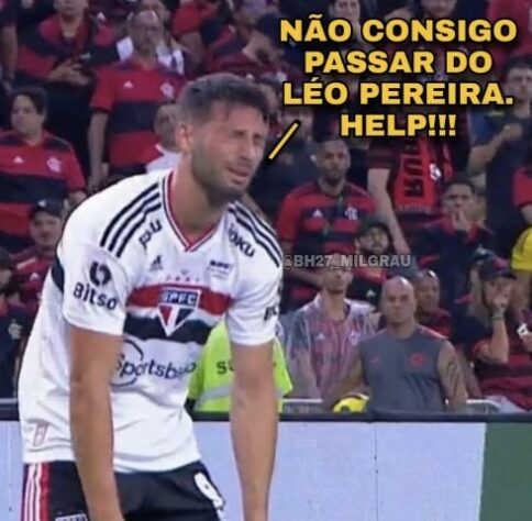 Zoeira liberada! Torcedores fazem memes com provocações ao São Paulo após eliminação para o Flamengo.