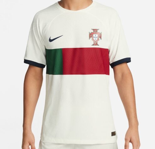 Portugal (grupo H): camisa 2 / fornecedora: Nike