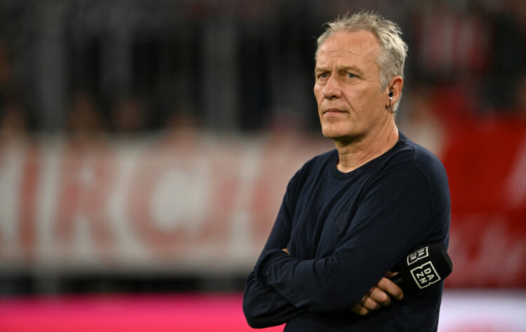 Christian Streich, deixará o Freiburg ao final da temporada - "Seria uma boa alternativa. Mas não sei se ele estará pronto para trabalhar novamente. Ele treinou o Freiburg por 13 anos, acho que vai querer tirar férias primeiro. Mas se ele ainda tiver fôlego, por que não?"